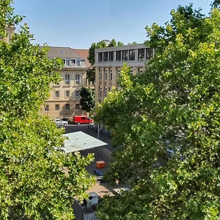 Sonniges Mit Balkon Im Herzen Mannheims